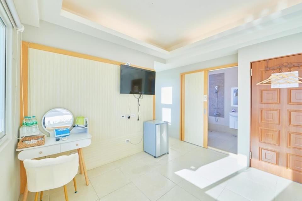 Ocean Mam Bo Homestay Ji'an Extérieur photo